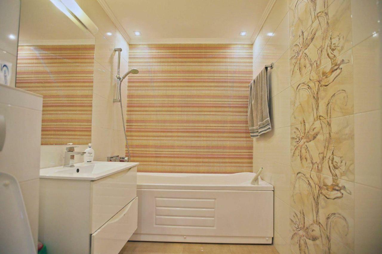 Apartament Marc Apartment Oradea Ngoại thất bức ảnh